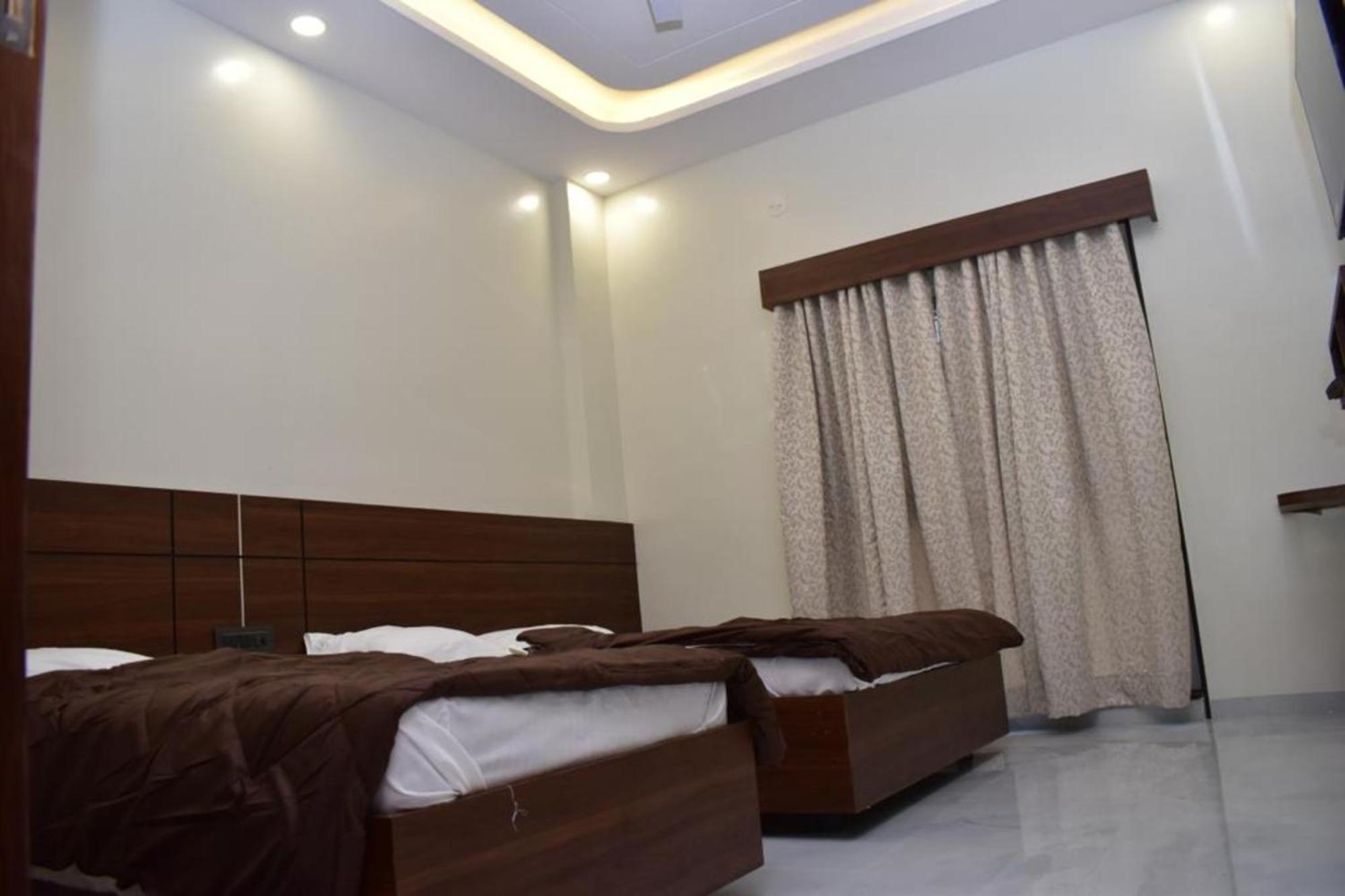 Hotel Sai Sandesh Shirdi Eksteriør bilde